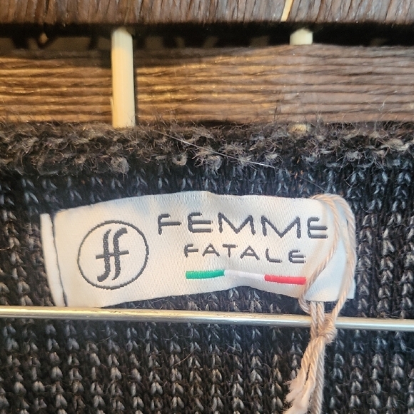 Gray Women's Crew Neck Sweater - Picture 2 of 6